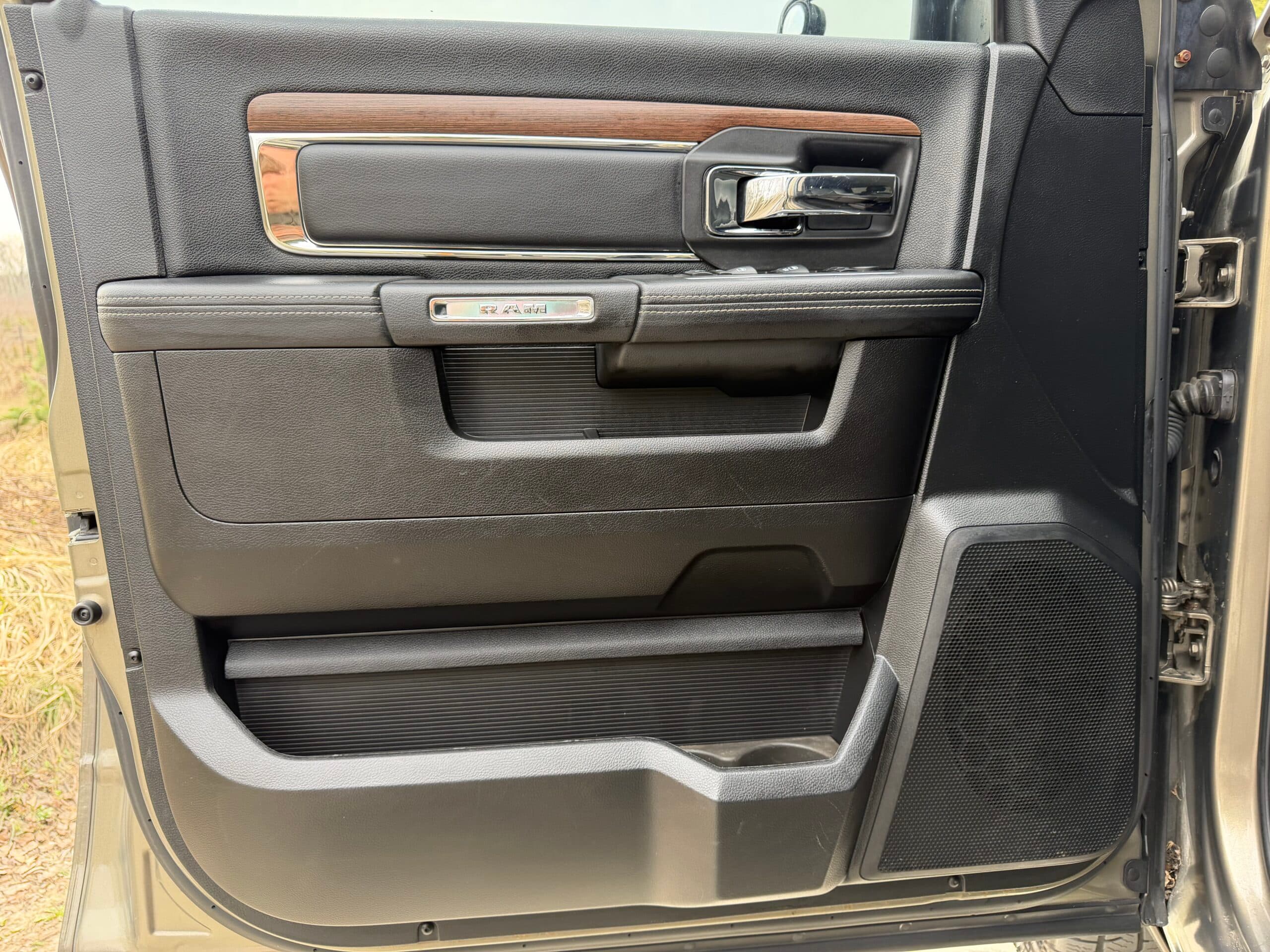 RAM 1500 2014 — zdjęcie 18